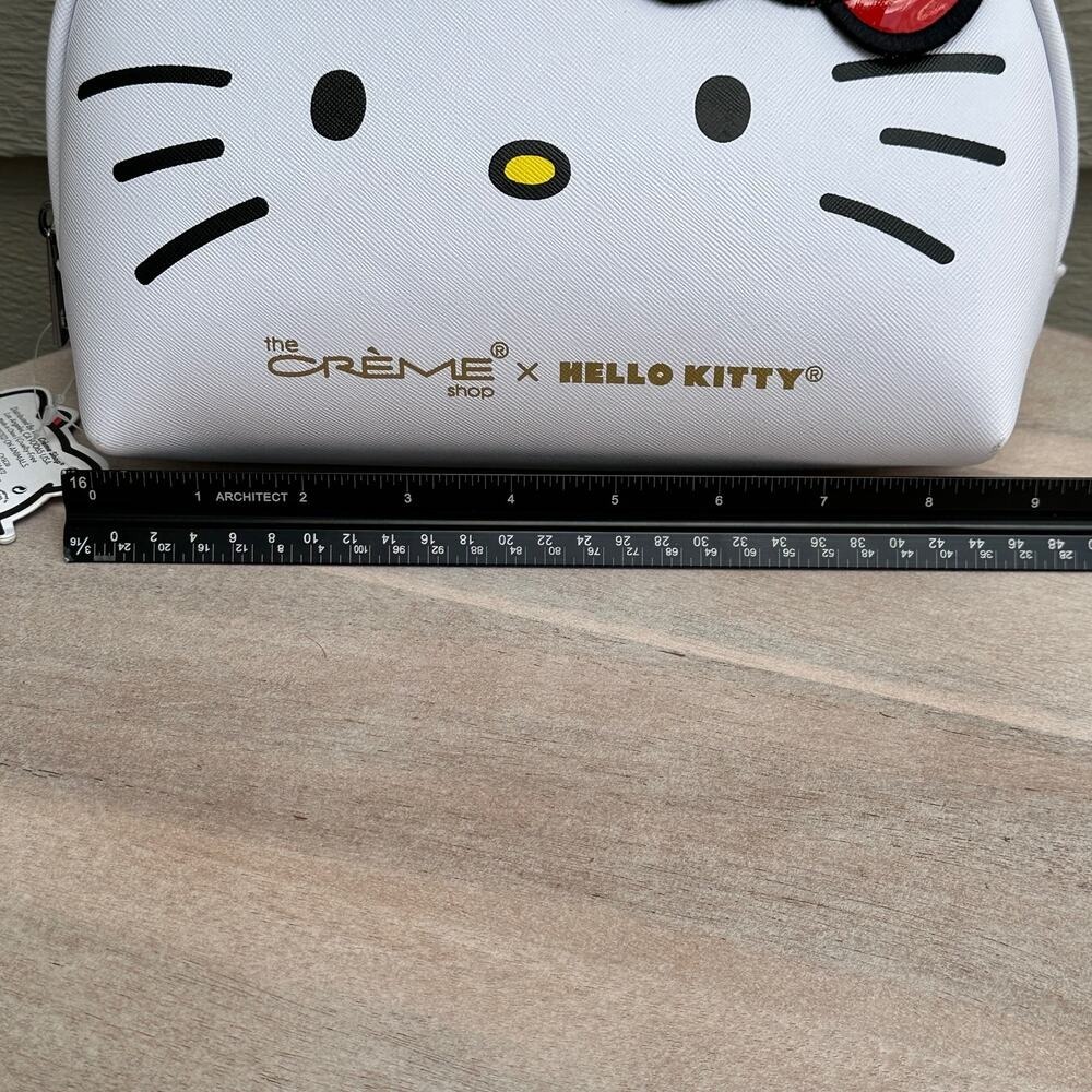 Hello Kitty Creme Shop Makeup Bag Red Bow Cosmetic Toiletry New - Picture 10 of 11